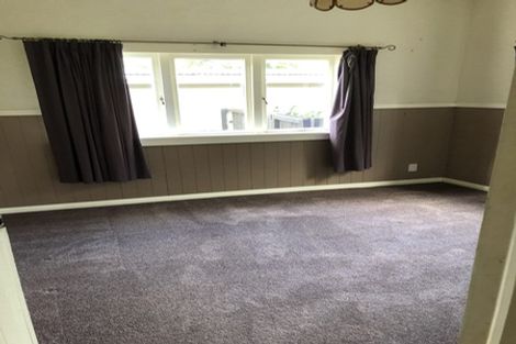 Photo of property in 46 Alice Street, Riverhead, 0820