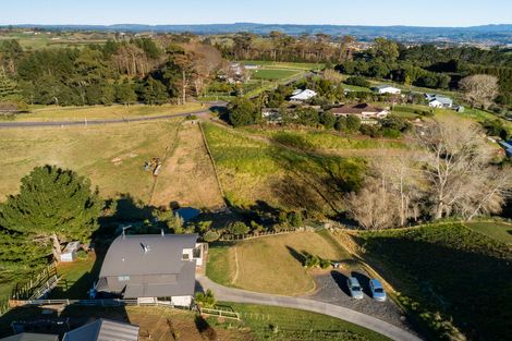 Photo of property in 312 Waitaha Road South, Welcome Bay, Tauranga, 3175