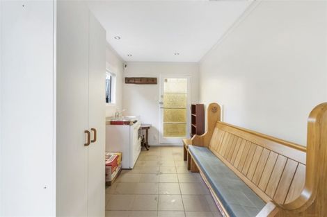 Photo of property in 22 Tabitha Crescent, Henderson, Auckland, 0612