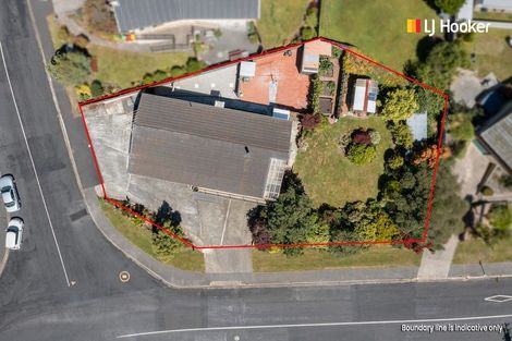 Photo of property in 10 Walton Park Avenue, Fairfield, Dunedin, 9018