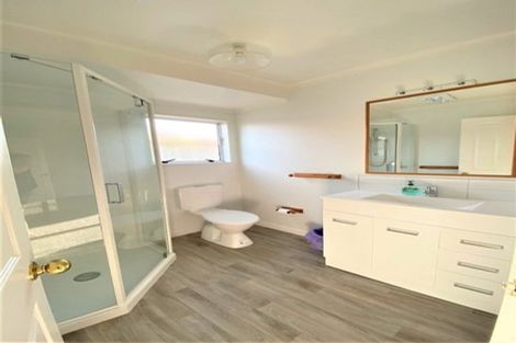 Photo of property in 4 Lotus Avenue, Mount Maunganui, 3116