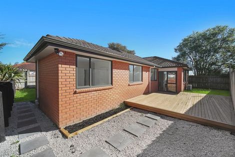 Photo of property in 178 Keri Vista Rise, Papakura, 2110