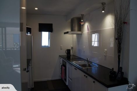 Photo of property in 2/71 Burke Street, Addington, Christchurch, 8024