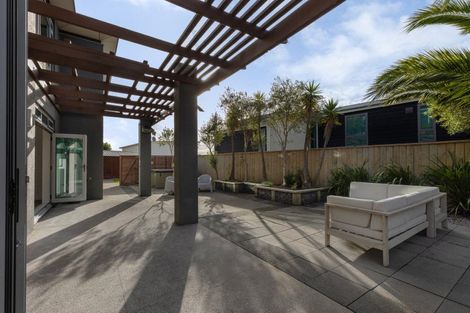 Photo of property in 35 Endeavour Drive, Whitby, Porirua, 5024