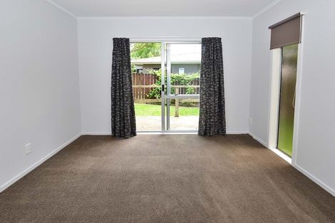 Photo of property in 71b Red Beach Road, Red Beach, 0932