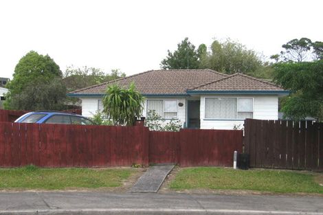 Photo of property in 10 Glenbury Place, Massey, Auckland, 0614