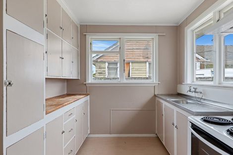 Photo of property in 14 Ealing Street, Northcote, Christchurch, 8052