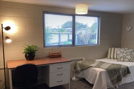 Photo of property in 6 Donegal Crescent, Tamatea, Napier, 4112