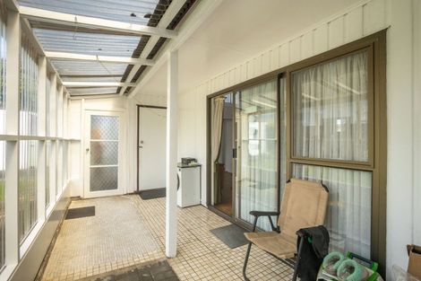 Photo of property in 3/32 Cowling Road, Hurdon, New Plymouth, 4310