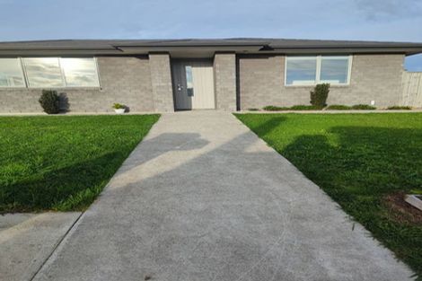 Photo of property in 52 Munro Road, Pokeno, 2472