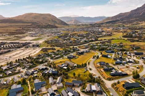 Photo of property in 4 Aberdare Court, Jacks Point, Queenstown, 9371