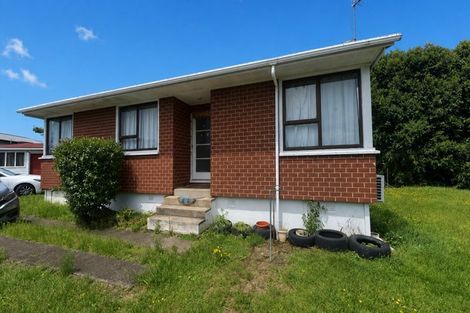 Photo of property in 13 Mclean Avenue, Papatoetoe, Auckland, 2025