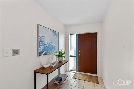 Photo of property in 1b Picasso Drive, West Harbour, Auckland, 0618