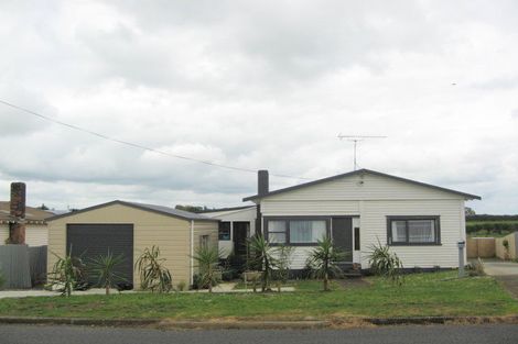 Photo of property in 43 Jellicoe Avenue, Tuakau, 2121