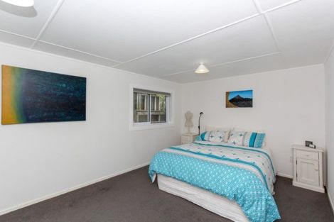 Photo of property in 4 Hamblyn Street, Strandon, New Plymouth, 4312