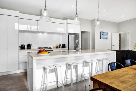 Photo of property in 17 Victoria Street, Hawera, 4610