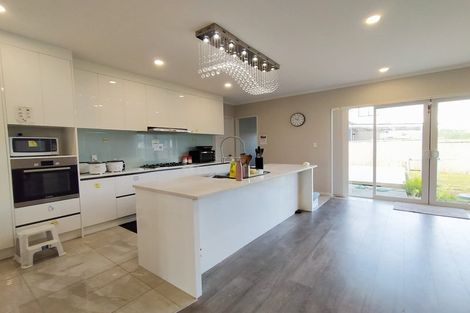 Photo of property in 8 Ballinabreen Road, Flat Bush, Auckland, 2019