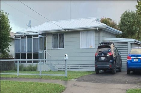 Photo of property in 2 Tomin Road, Glenview, Hamilton, 3206