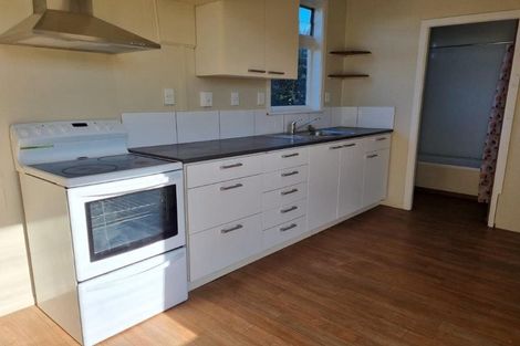 Photo of property in 180 Geraldine Street, Edgeware, Christchurch, 8013