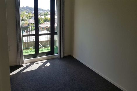Photo of property in 4/3 Orwell Road, Greenhithe, Auckland, 0632
