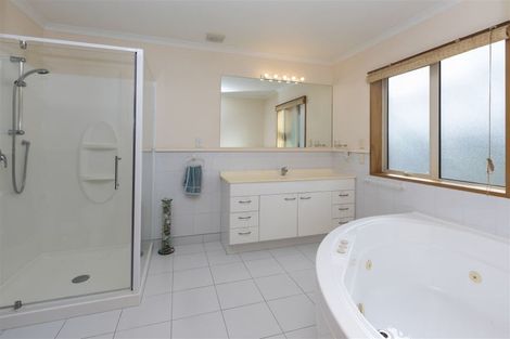 Photo of property in 12 Fairview Briars, Rangiora, 7400