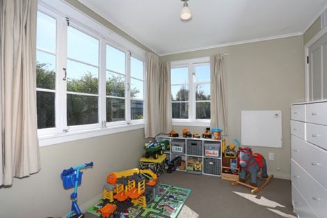 Photo of property in 34 Cuba Street, Marton, 4710