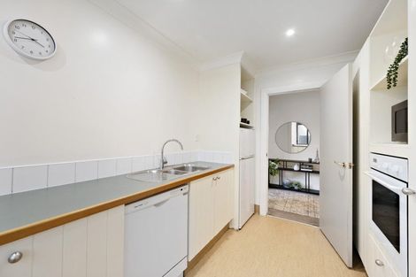 Photo of property in Kelvin House, 4f/16 The Terrace, Wellington Central, Wellington, 6011