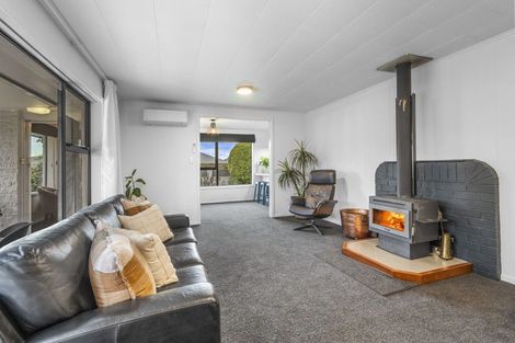 Photo of property in 53 Tuckers Road, Redwood, Christchurch, 8051