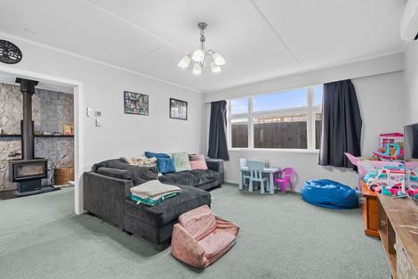 Photo of property in 270 High Street South, Carterton, 5713