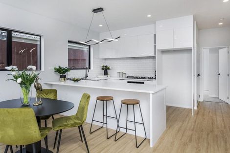 Photo of property in 76b Bond Crescent, Forrest Hill, Auckland, 0620