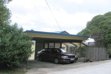 Photo of property in 7 Hampton Hill Road, Tawa, Wellington, 5028