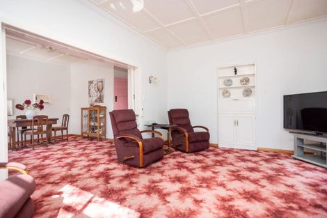 Photo of property in 16 Trafalgar Street, Dannevirke, 4930