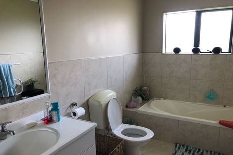 Photo of property in 41 Raphoe Road, Flat Bush, Auckland, 2019