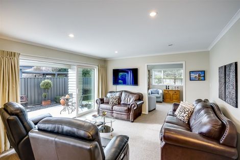 Photo of property in 4 Waitaha Place, Clive, 4102