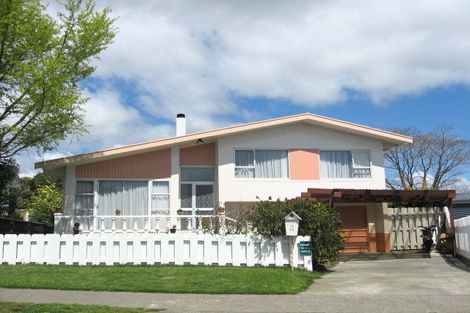 Photo of property in 12 Fergusson Street, Stoke, Nelson, 7011