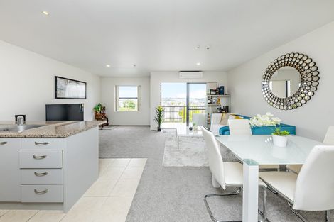 Photo of property in 40/124 Stancombe Road, Flat Bush, Auckland, 2016