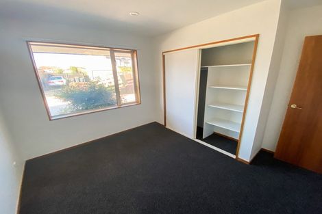 Photo of property in 57 Blue Gum Place, New Brighton, Christchurch, 8083