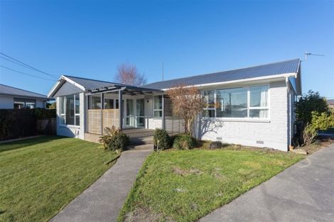 Photo of property in 25 Horton Place, Avondale, Christchurch, 8061
