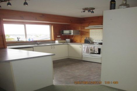 Photo of property in 1 Graham Collins Drive, Windsor Park, Auckland, 0632