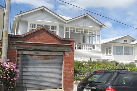Photo of property in 15 Hohiria Road, Hataitai, Wellington, 6021