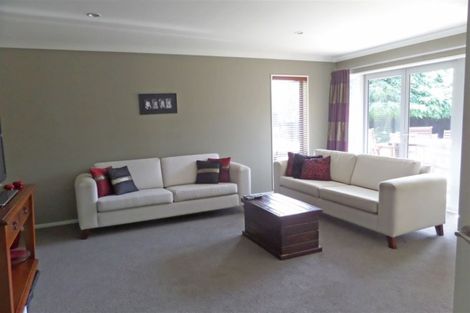 Photo of property in 15 Mcmahon Drive, Aidanfield, Christchurch, 8025