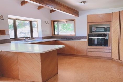 Photo of property in 5 Telephone Road, Birkenhead, Auckland, 0626