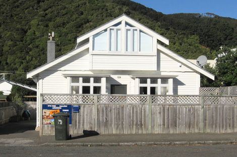 Photo of property in 45 Tuatoru Street, Eastbourne, Lower Hutt, 5013