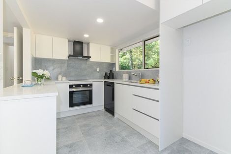 Photo of property in 10/40 Radiata Lane, Chatswood, Auckland, 0626