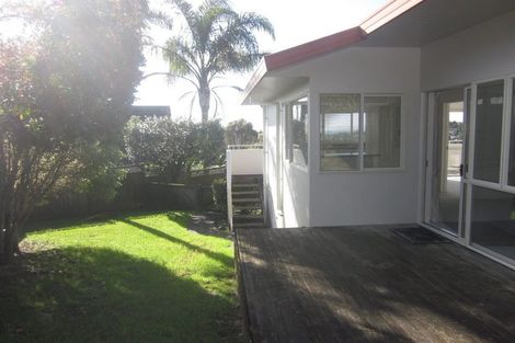 Photo of property in 60a Redwing Street, Browns Bay, Auckland, 0630