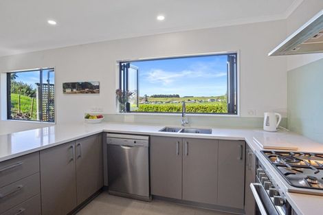 Photo of property in 39 Browns Drive, Waihi Beach, 3611