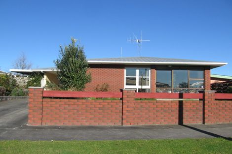 Photo of property in 12 Browning Place, Roslyn, Palmerston North, 4414
