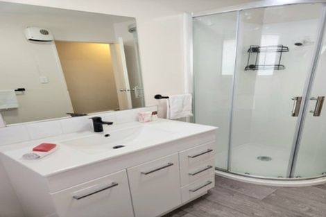 Photo of property in 1/35 Division Street, Riccarton, Christchurch, 8041