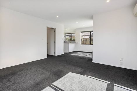 Photo of property in 52 Mahlet Street, Northwood, Christchurch, 8051