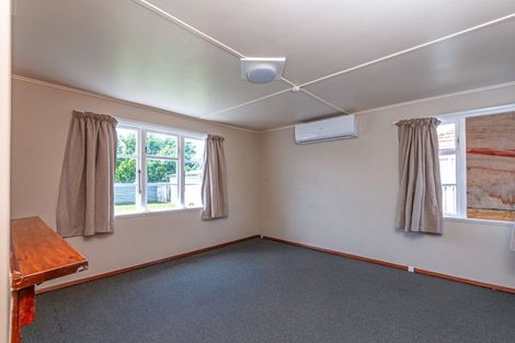 Photo of property in 33 Rangiora Avenue, Roslyn, Palmerston North, 4414